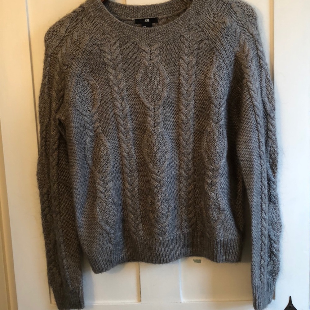 Grey Cable-knit Sweater